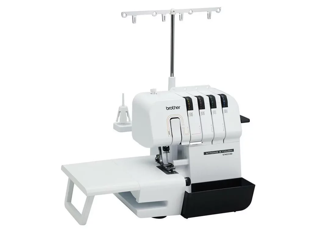 IDENTIFICATION OF A RIGHT SEWING BOBBIN CASE: 2 MAIN TYPES