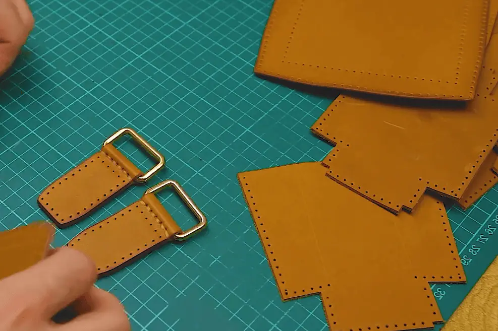 How you can sew a leather bag?