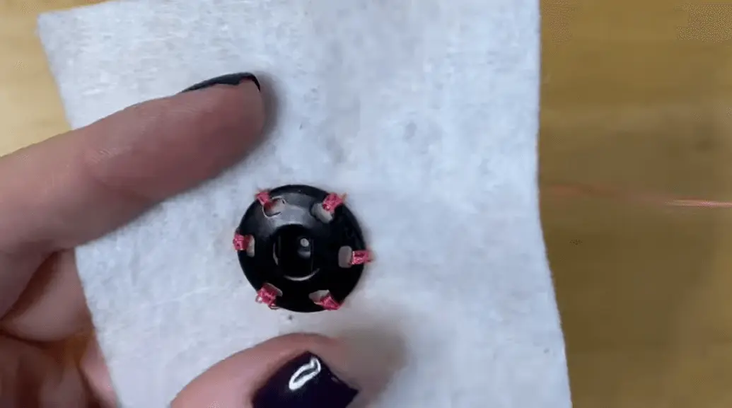 HOW TO SEW A SNAP BUTTON: 7 EASY STEPS