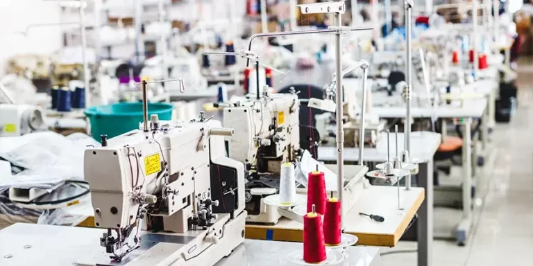 TOP 10 BEST INDUSTRIAL SEWING MACHINES IN 2024