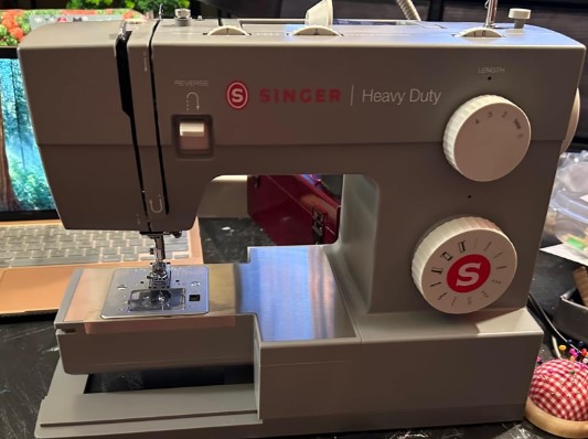 Singer 4411 Sewing Machine