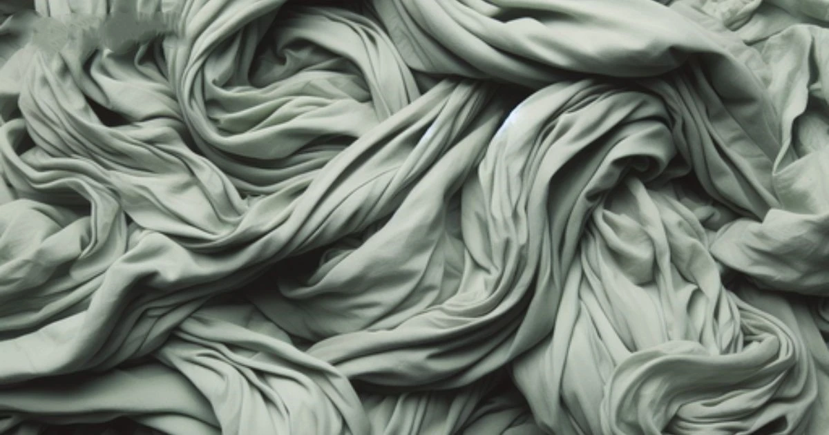 WHY DOES RAYON WRINKLE EASILY?